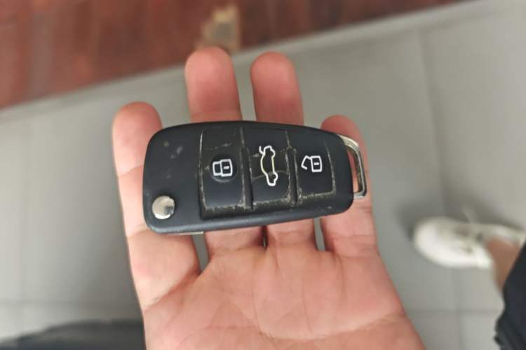 Used Audi Q3 2016 30 TFSI Fashion Model Vehicle Key