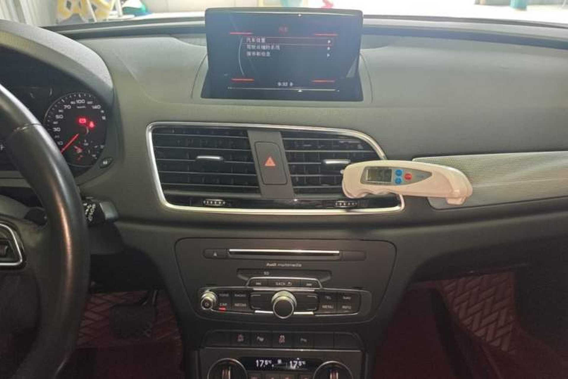 Used Audi Q3 2016 30 TFSI Fashion Model Audio And AC Panel