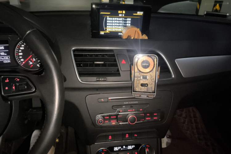 Used Audi Q3 2016 30 TFSI Fashion Model Audio And AC Panel