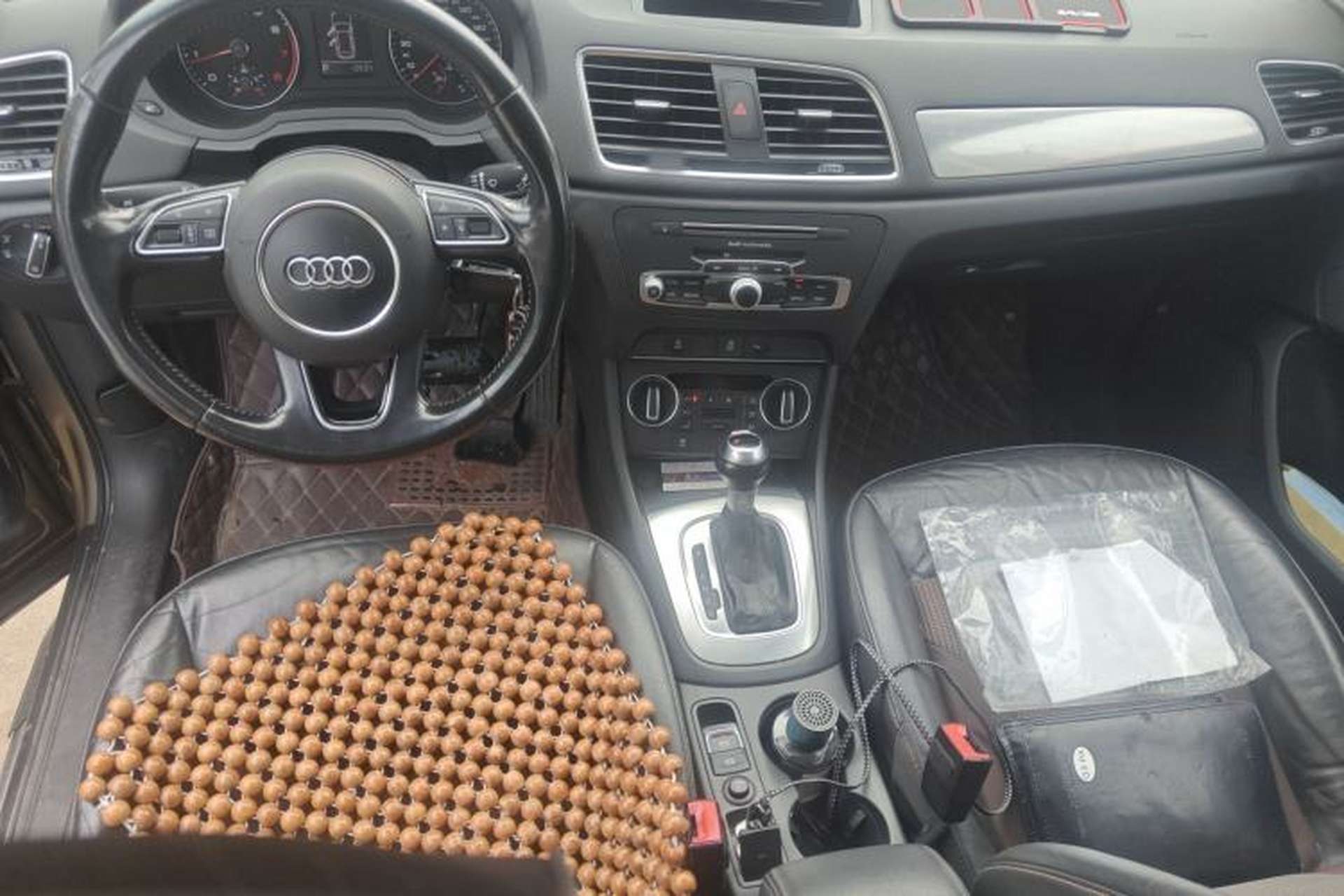Used Audi Q3 2016 30 TFSI Fashion Model Center Console
