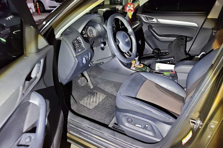 Used Audi Q3 2016 30 TFSI Fashion Model Driver Seat