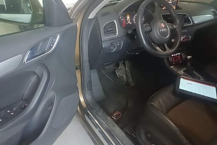 Used Audi Q3 2016 35 TFSI Fashion Model Driver Seat