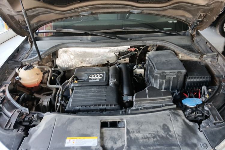 Used Audi Q3 2016 30 TFSI Fashion Model Engine Bay