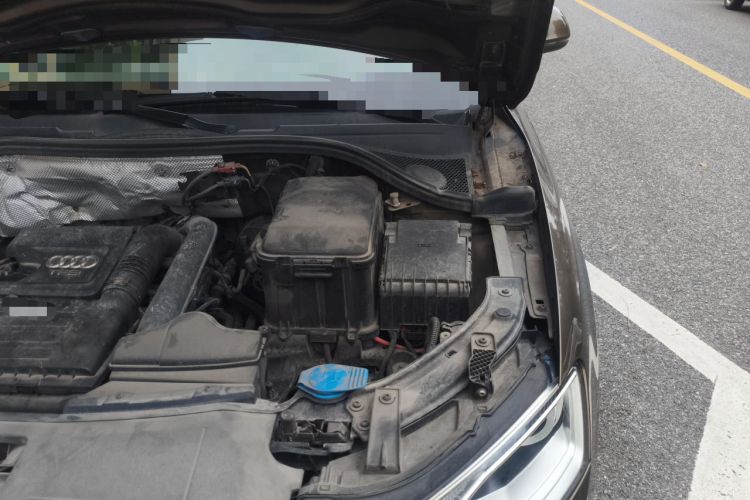 Used Audi Q3 2016 30 TFSI Standard Model Engine Bay Left