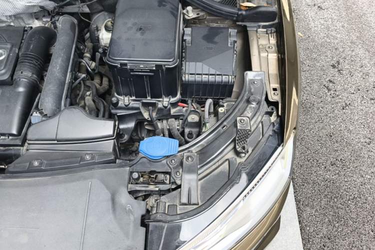 Used Audi Q3 2016 30 TFSI Fashion Model Engine Bay Left