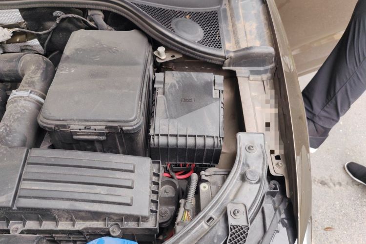 Used Audi Q3 2016 35 TFSI Fashion Model Engine Bay Left