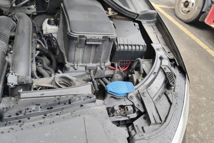 Used Audi Q3 2016 30 TFSI Fashion Model Engine Bay Left
