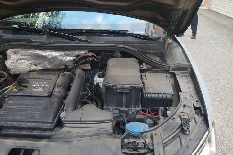 Used Audi Q3 2016 30 TFSI Fashion Model Engine Bay Left