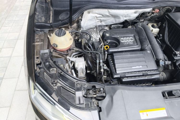 Used Audi Q3 2016 30 TFSI Fashion Model Engine Bay Right