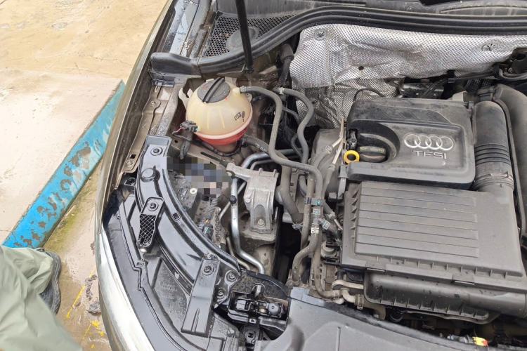 Used Audi Q3 2016 30 TFSI Standard Model Engine Bay Right