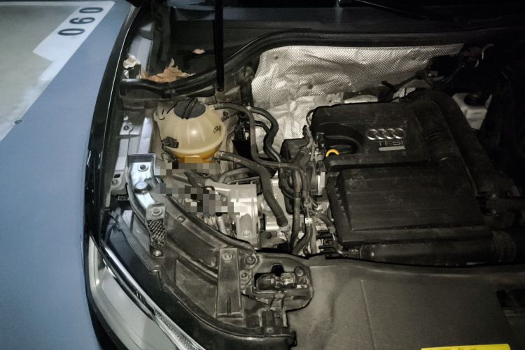 Used Audi Q3 2016 30 TFSI Fashion Model Engine Bay Right