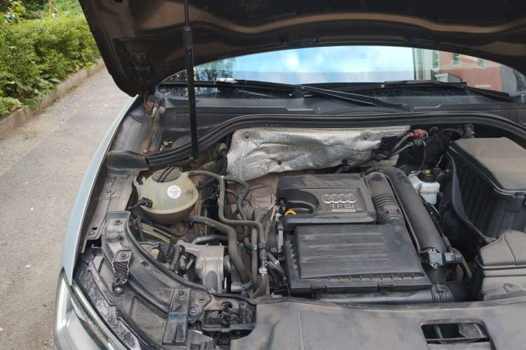 Used Audi Q3 2016 30 TFSI Fashion Model Engine Bay Right