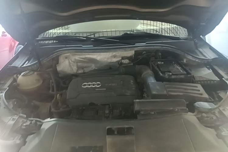 Used Audi Q3 2016 35 TFSI Fashion Model Engine Bay