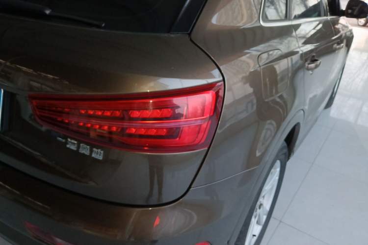 Used Audi Q3 2016 30 TFSI Fashion Model Exterior 3