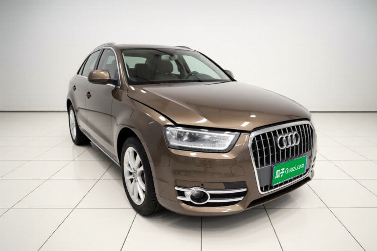 Used Audi Q3 2016 30 TFSI Collector's Edition Intelligent Model Front Right 45 Deg