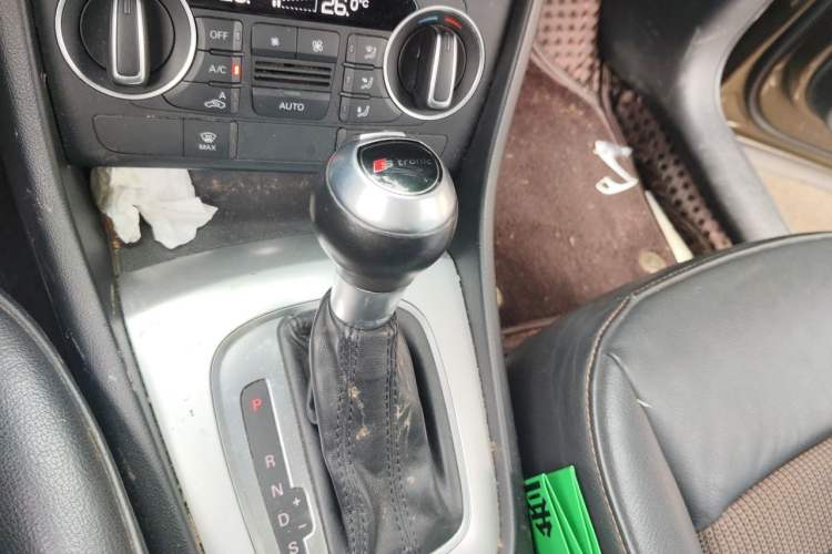Used Audi Q3 2016 30 TFSI Fashion Model Gear Lever