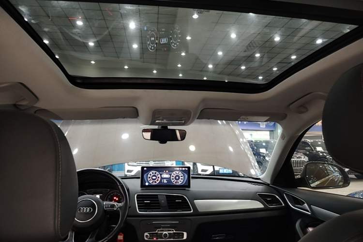 Used Audi Q3 2016 30 TFSI Fashion Model Headliner
