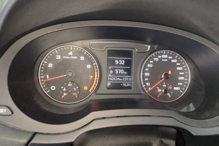 Used Audi Q3 2016 30 TFSI Fashion Model Instrument Cluster