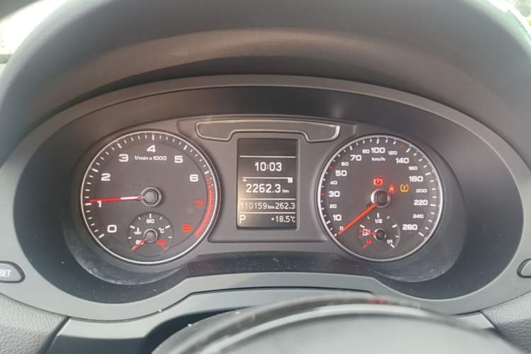 Used Audi Q3 2016 35 TFSI Fashion Model Instrument Cluster