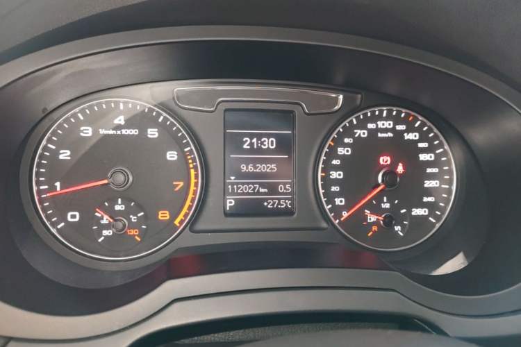 Used Audi Q3 2016 30 TFSI Fashion Model Instrument Cluster