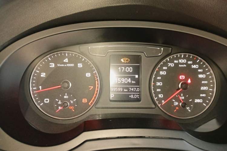 Used Audi Q3 2016 30 TFSI Fashion Model Instrument Cluster