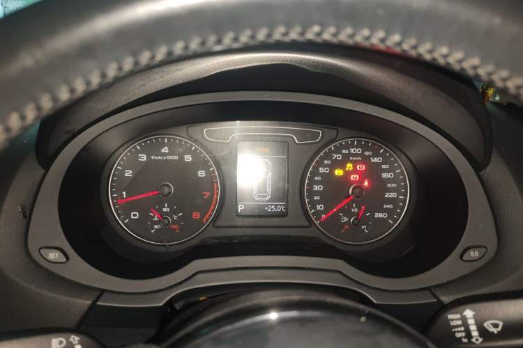Used Audi Q3 2016 30 TFSI Collector's Edition Intelligent Model Instrument Cluster