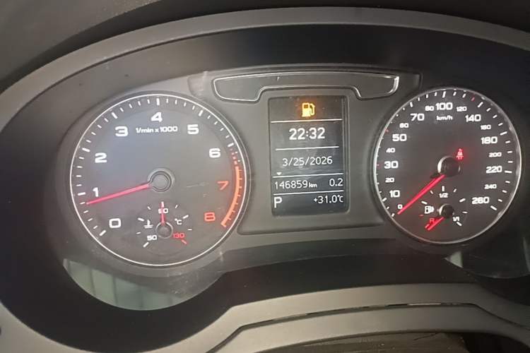 Used Audi Q3 2016 35 TFSI Fashion Model Instrument Cluster