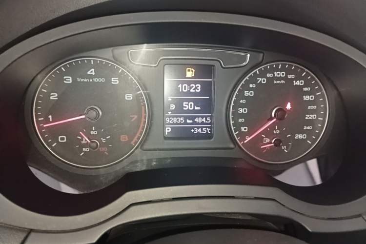 Used Audi Q3 2016 35 TFSI Fashion Model Instrument Cluster