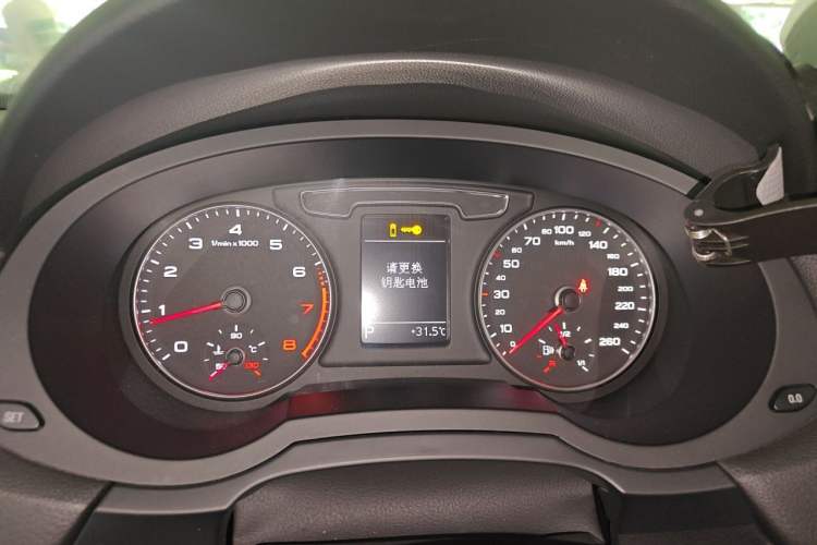 Used Audi Q3 2016 30 TFSI Fashion Model Instrument Cluster