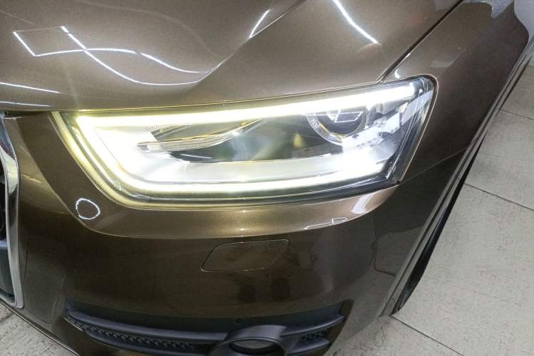 Used Audi Q3 2016 35 TFSI Collection Edition Comfort Model Left Front Headlight