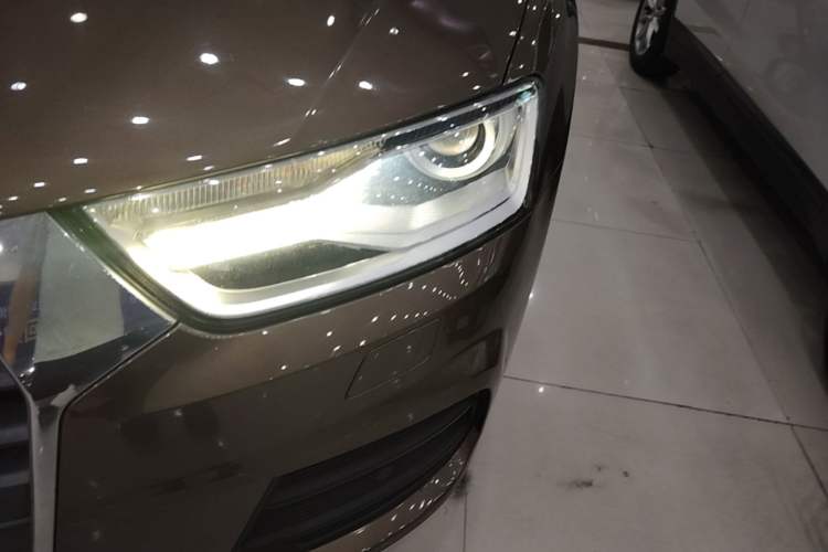 Used Audi Q3 2016 30 TFSI Fashion Model Left Front Headlight