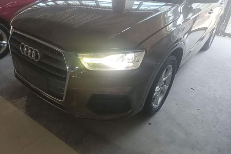 Used Audi Q3 2016 35 TFSI Fashion Model Left Front Headlight