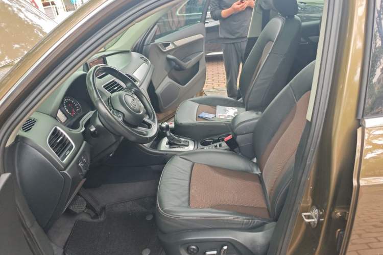Used Audi Q3 2016 30 TFSI Fashion Model Left Front Seat