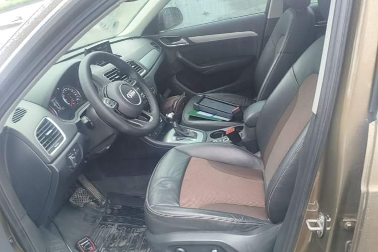 Used Audi Q3 2016 35 TFSI Fashion Model Left Front Seat