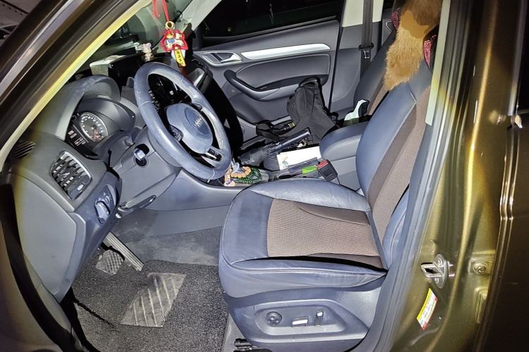 Used Audi Q3 2016 30 TFSI Fashion Model Left Front Seat