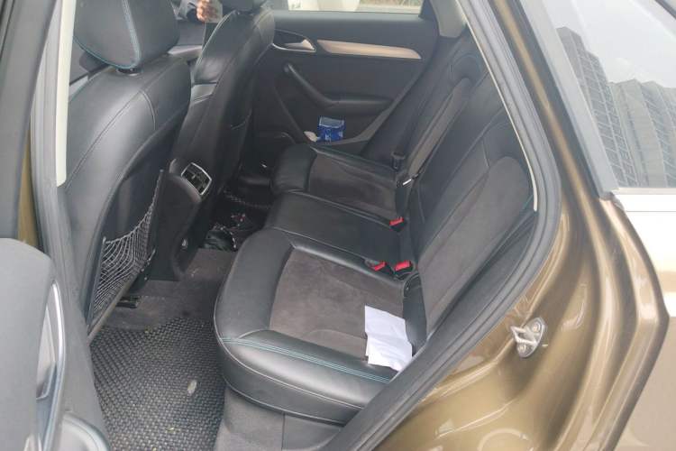 Used Audi Q3 2016 40 TFSI quattro all-wheel drive style model Left Rear Seat