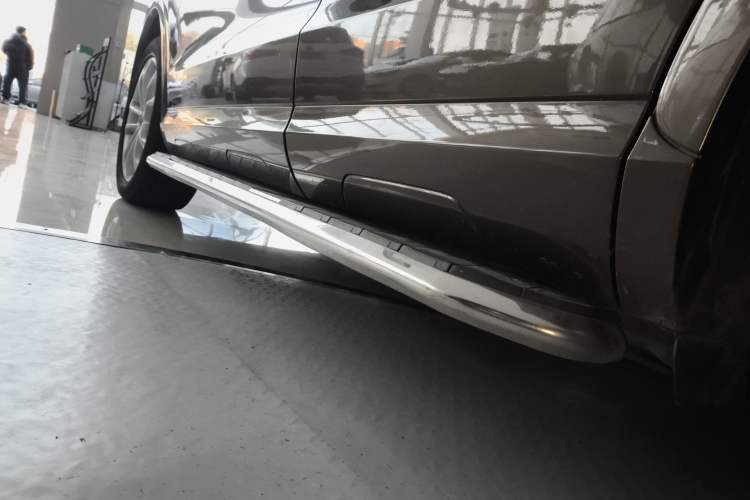 Used Audi Q3 2016 30 TFSI Collector's Edition Intelligent Model Left Side Sill