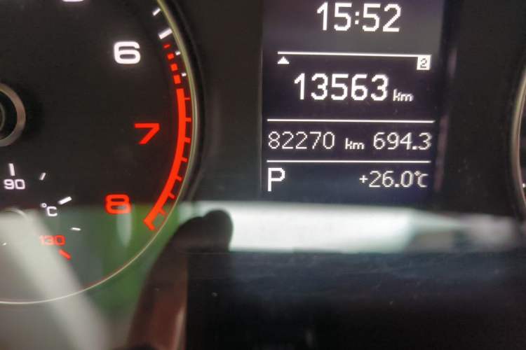 Used Audi Q3 2016 30 TFSI Fashion Model Odometer Close Up