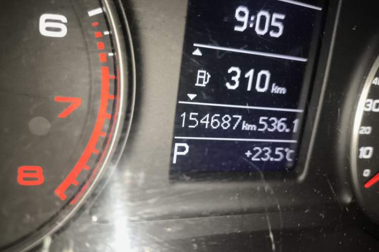 Used Audi Q3 2016 30 TFSI Fashion Model Odometer Close Up