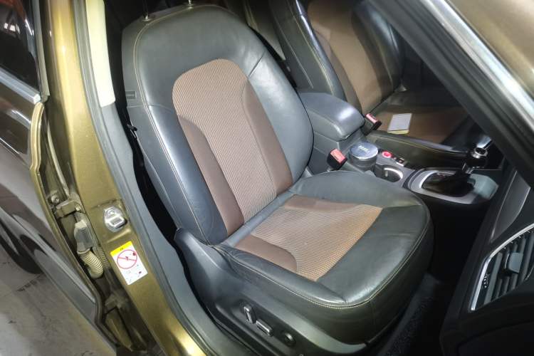 Used Audi Q3 2016 30 TFSI Fashion Model Right Front Seat