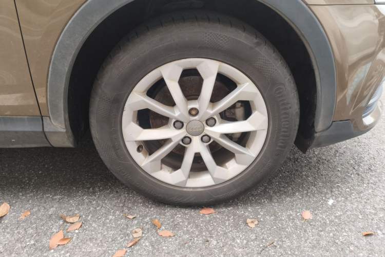 Used Audi Q3 2016 30 TFSI Standard Model Right Front Wheel Hub