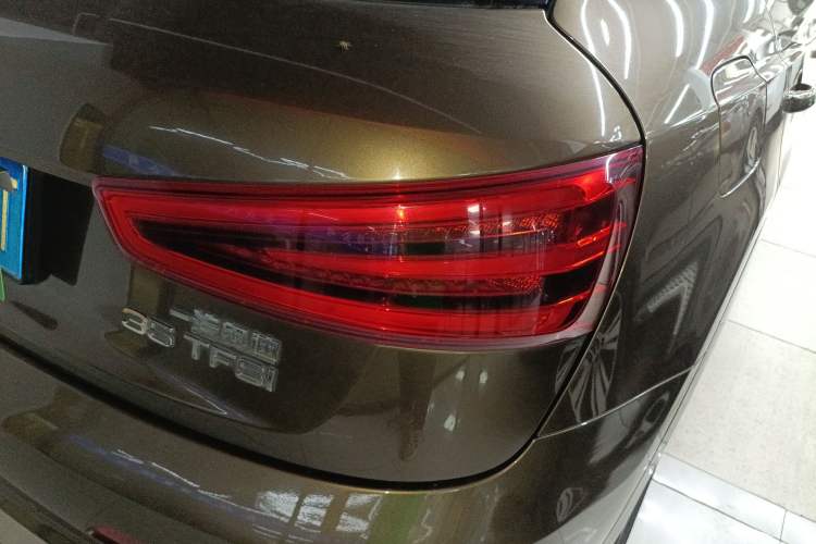 Used Audi Q3 2016 35 TFSI Collection Edition Comfort Model Right Rear Taillight