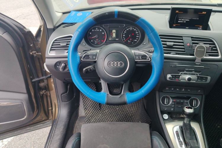 Used Audi Q3 2016 40 TFSI quattro all-wheel drive style model Steering Wheel
