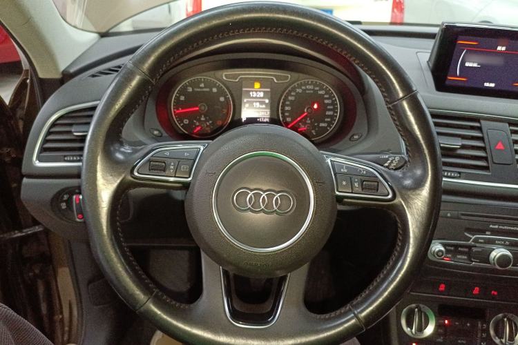 Used Audi Q3 2016 35 TFSI Collection Edition Comfort Model Steering Wheel