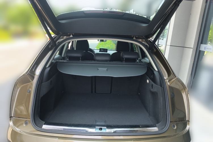 Used Audi Q3 2016 30 TFSI Fashion Model Trunk