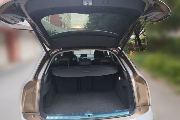 Used Audi Q3 2016 30 TFSI Fashion Model Trunk