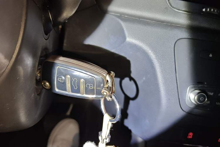 Used Audi Q3 2016 30 TFSI Fashion Model Vehicle Key