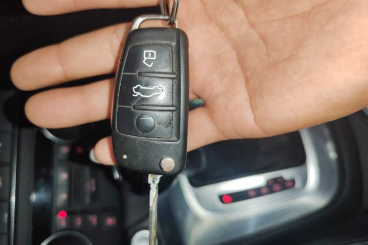 Used Audi Q3 2016 30 TFSI Fashion Model Vehicle Key