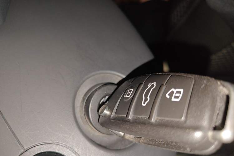 Used Audi Q3 2016 30 TFSI Fashion Model Vehicle Key