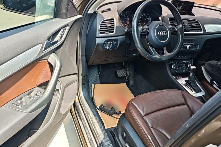 Used Audi Q3 2016 35 TFSI Style Edition Driver Seat